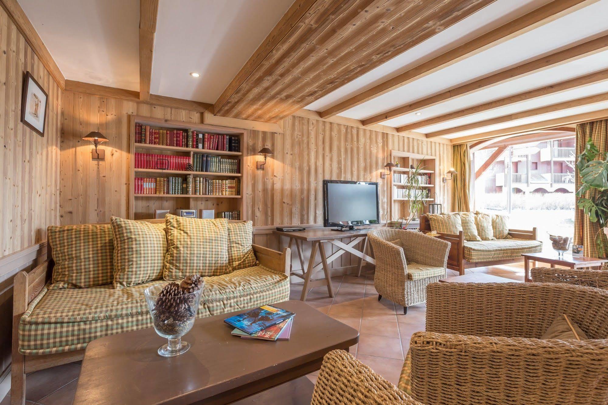 Residence Pierre & Vacances L'Alpagaラ・サル・レ・ザルプ エクステリア 写真